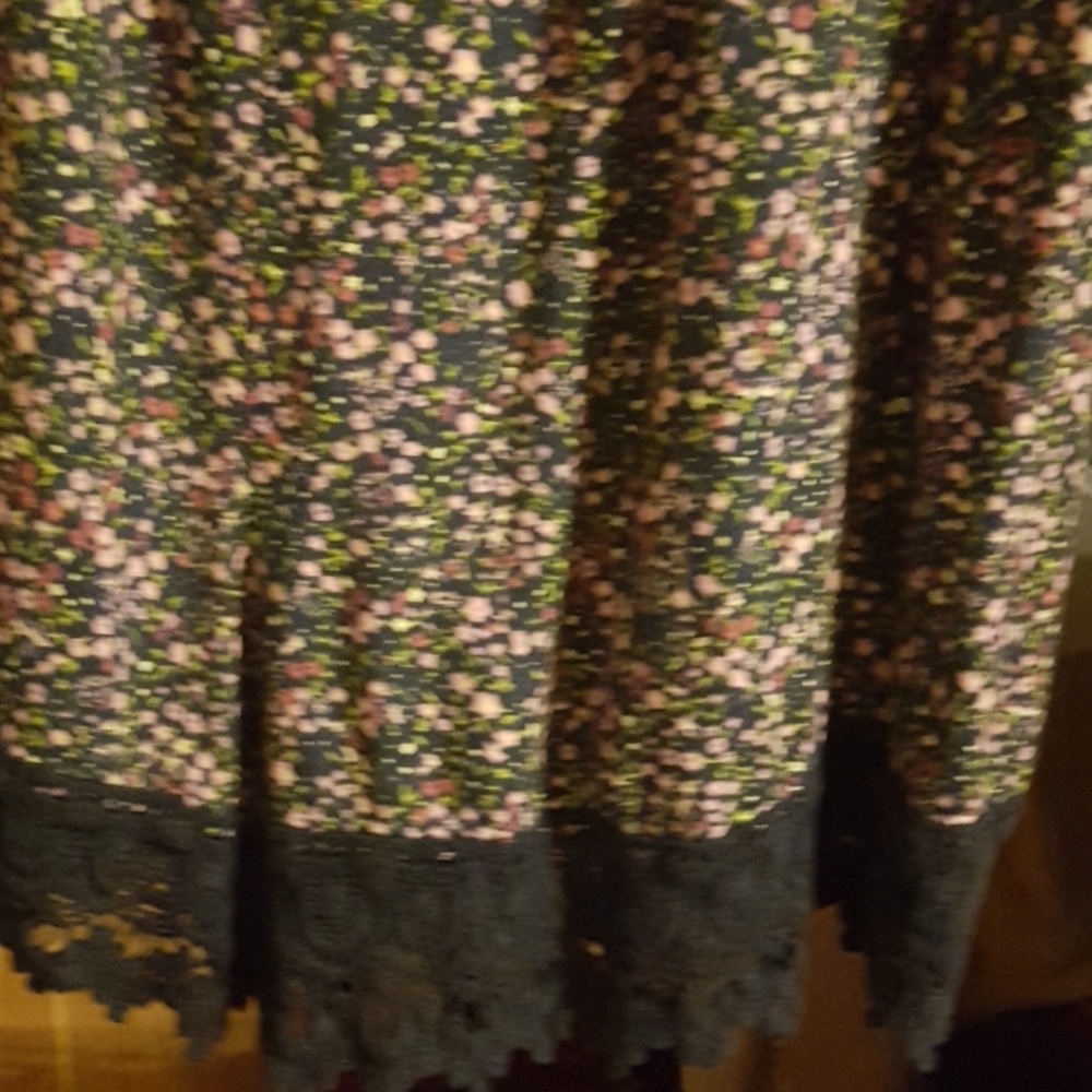 Jumper - Picture 3 of 7